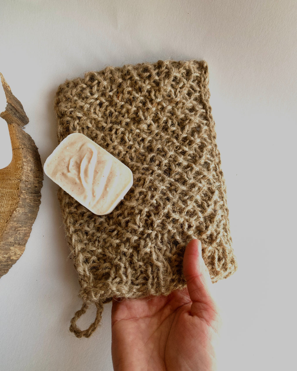 Jute bath and sauna sponge - glove